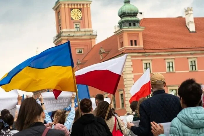 How many Ukrainians have faced negative attitudes in Poland: survey results