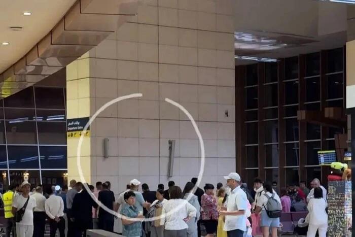 Werbetafel tötete Touristin am Flughafen Sharm-El-Scheich