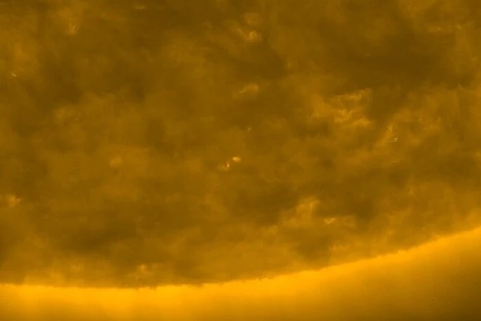 Unikalne zdjęcia. Astronomowie po raz pierwszy zarejestrowali południowy biegun Słońca
