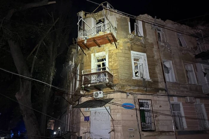 Shelling of Odesa: there is a casualty, fires have broken out, houses destroyed (photo)