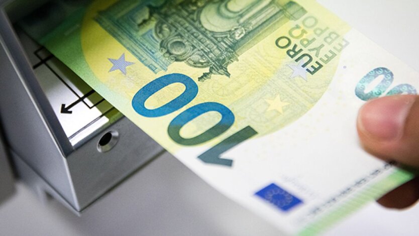 Übergang vom Dollar zum Euro: Die NBU nannte die Fristen, und der IWF die Bedingungen