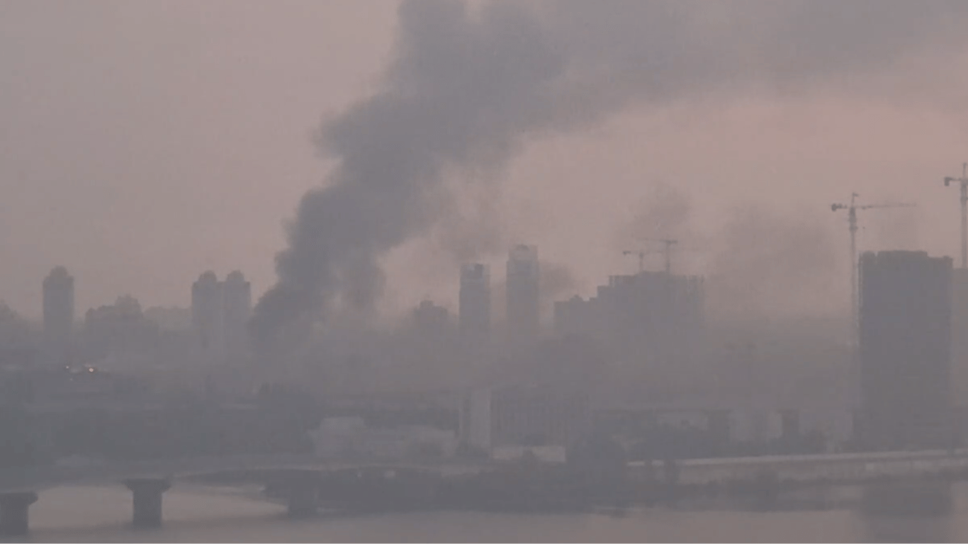 Kyiv Covered in Smog After Night Attack - Pollution Map