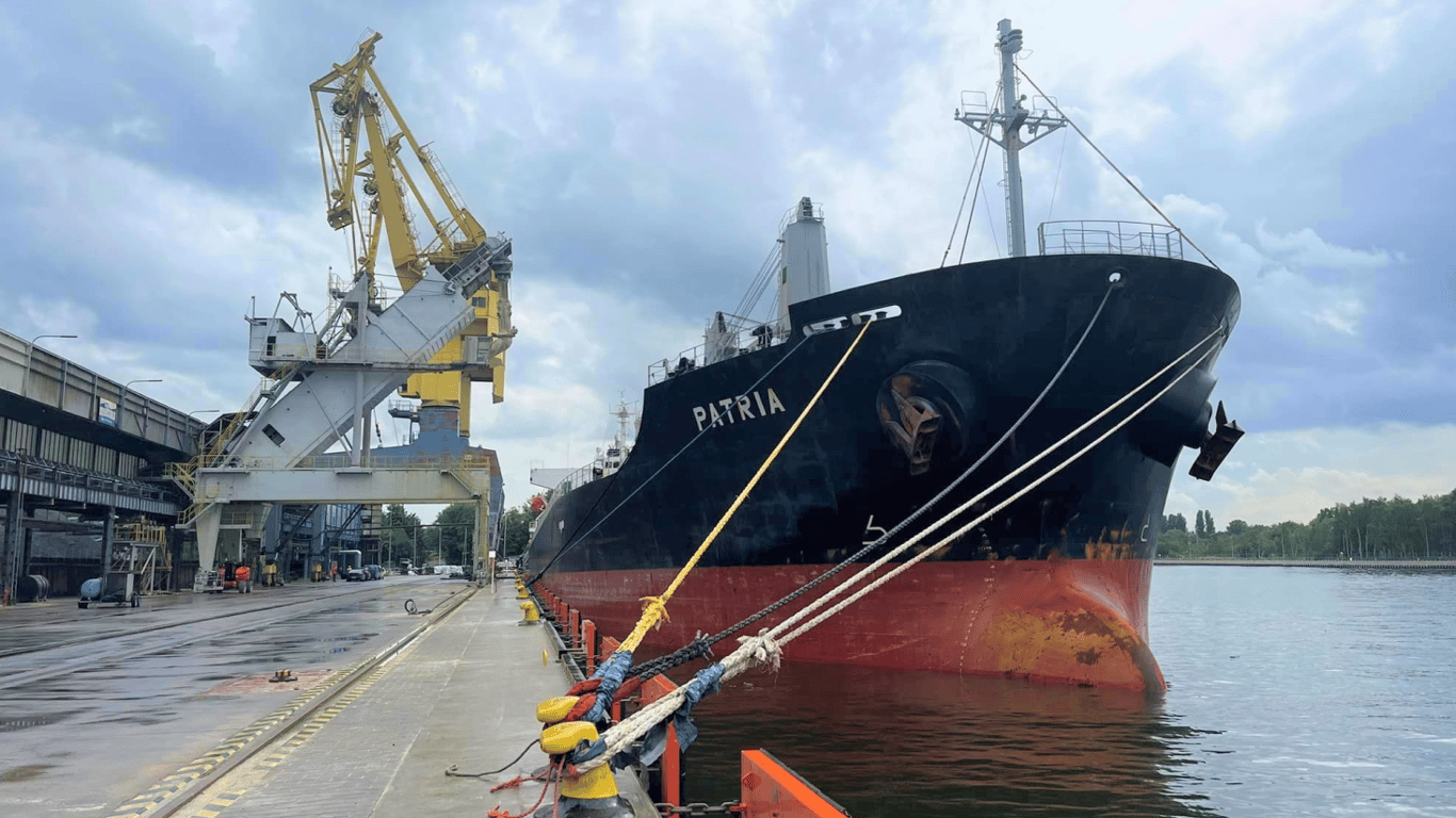 Vessels with ammonia banned from entering ports of Odesa region — consequences